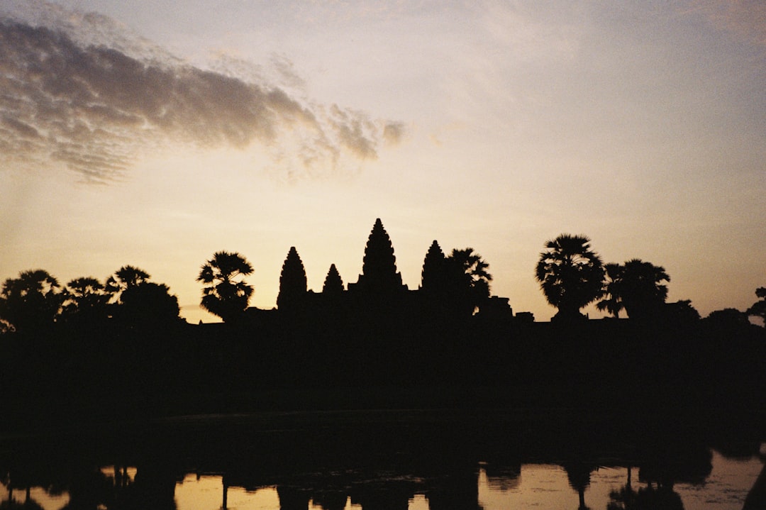 Descubre el encanto de los billetes en Camboya | Secret World Trip Planner
