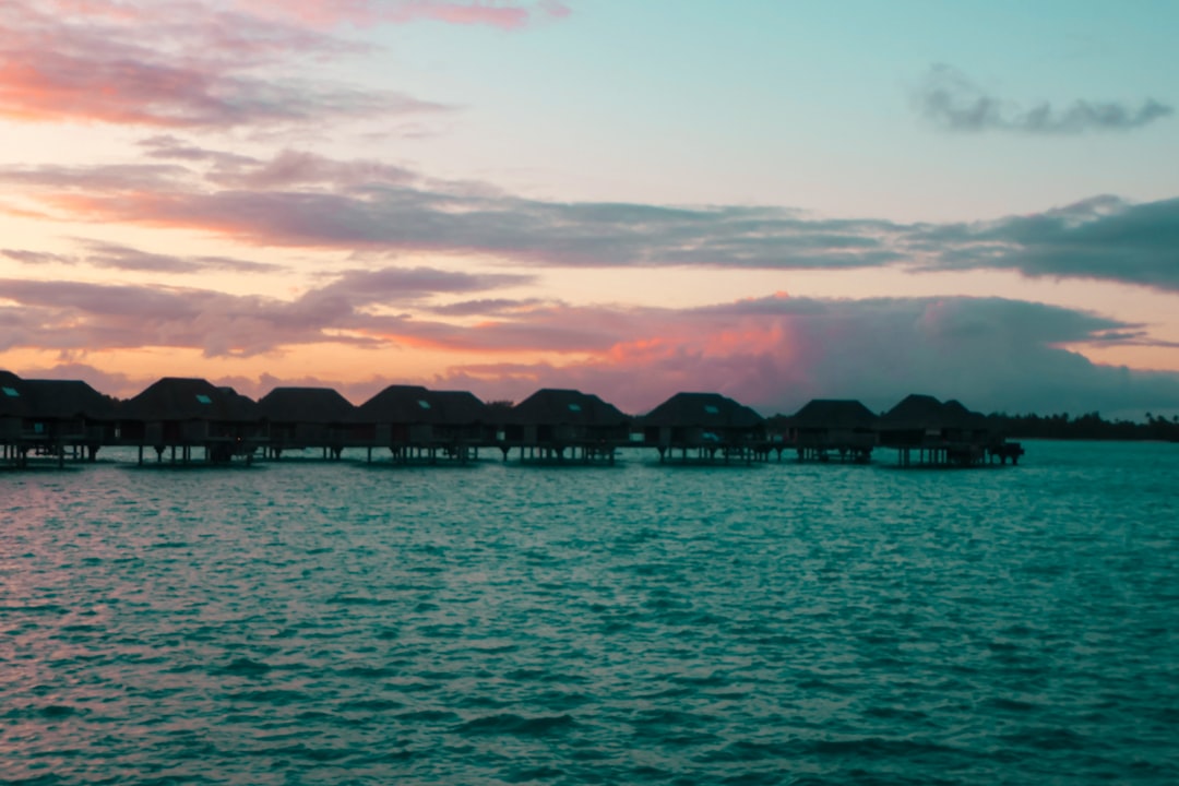 Pôr do Sol dos Sonhos no Bora Bora Beach Club - BP 123 Matira | Secret World Trip Planner