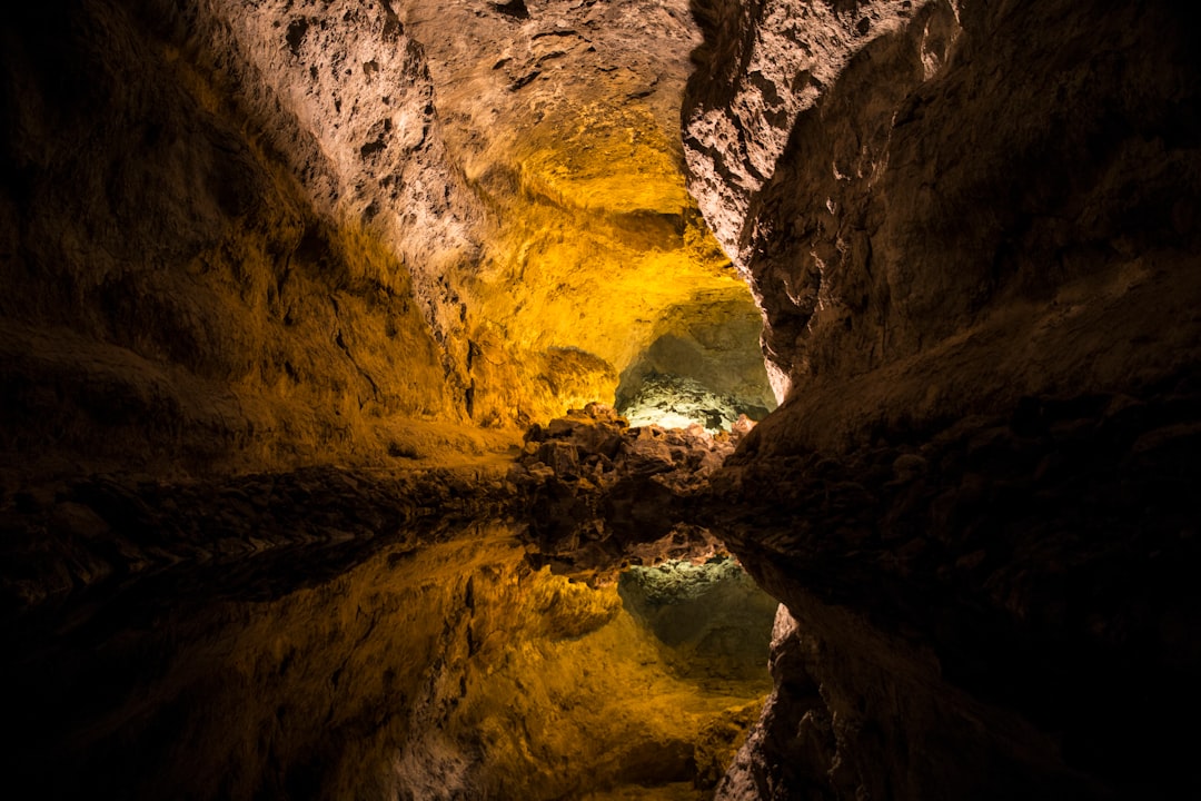 Cueva de los Verdes: Un Viaggio Sottoterra a Lanzarote - 35542 | Secret World Trip Planner