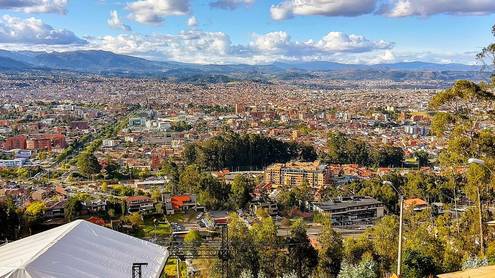 Discover the Mirador de Turi: Ecuador's Scenic Viewpoint - Cuenca | Secret World Trip Planner