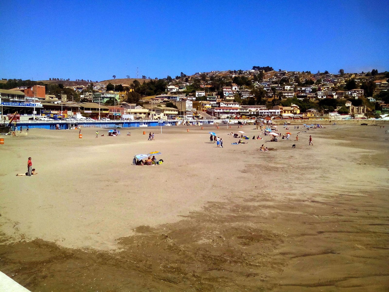 Discover Playa Chica: a gem of the Chilean coast - San Antonio | Secret World Trip Planner