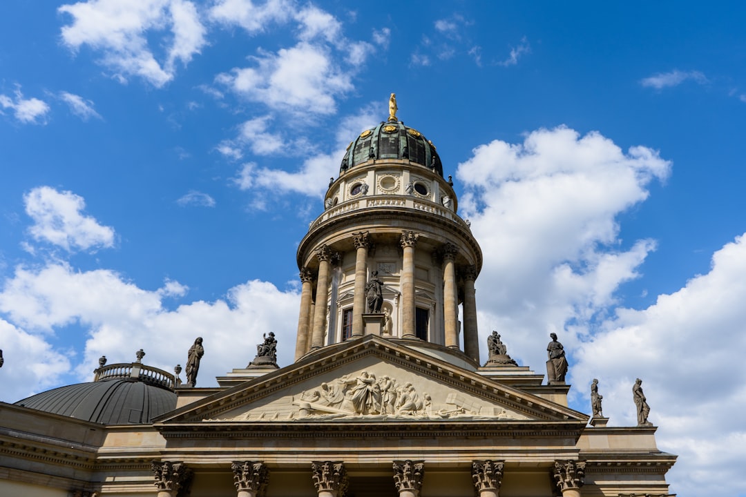 Гендарменмаркт: культурное сердце Берлина - Berlin | Secret World Trip Planner