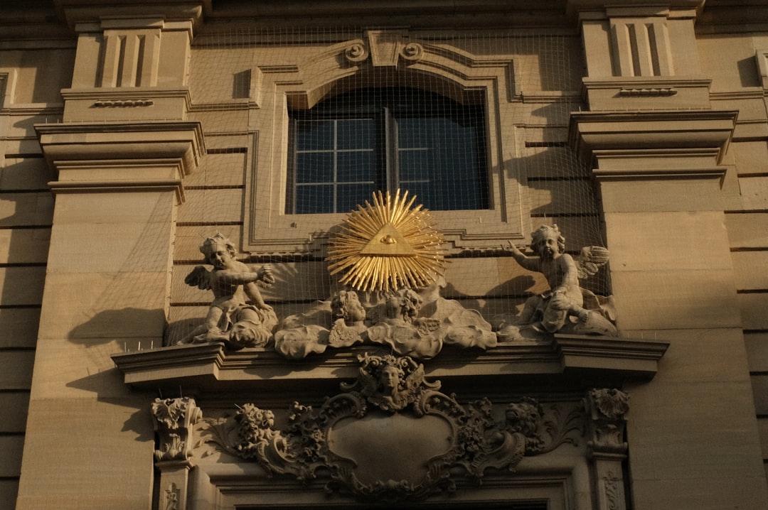 Узнайте о Фестунг Мариенберг в Вюрцбурге: История и Красота - Würzburg | Secret World Trip Planner