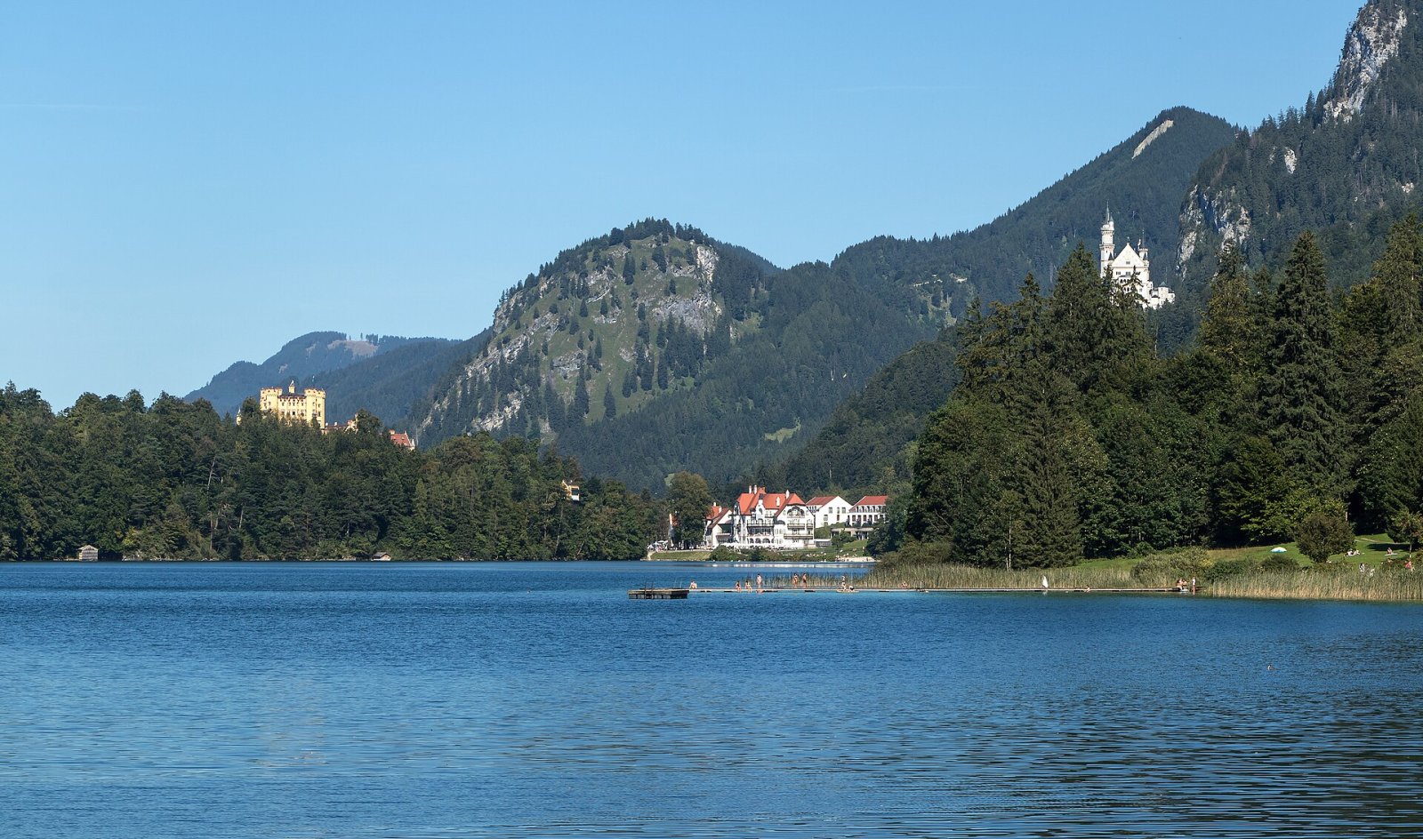 探索霍亨施瓦瑙的阿尔卑斯湖魅力 - Schwangau | Secret World Trip Planner