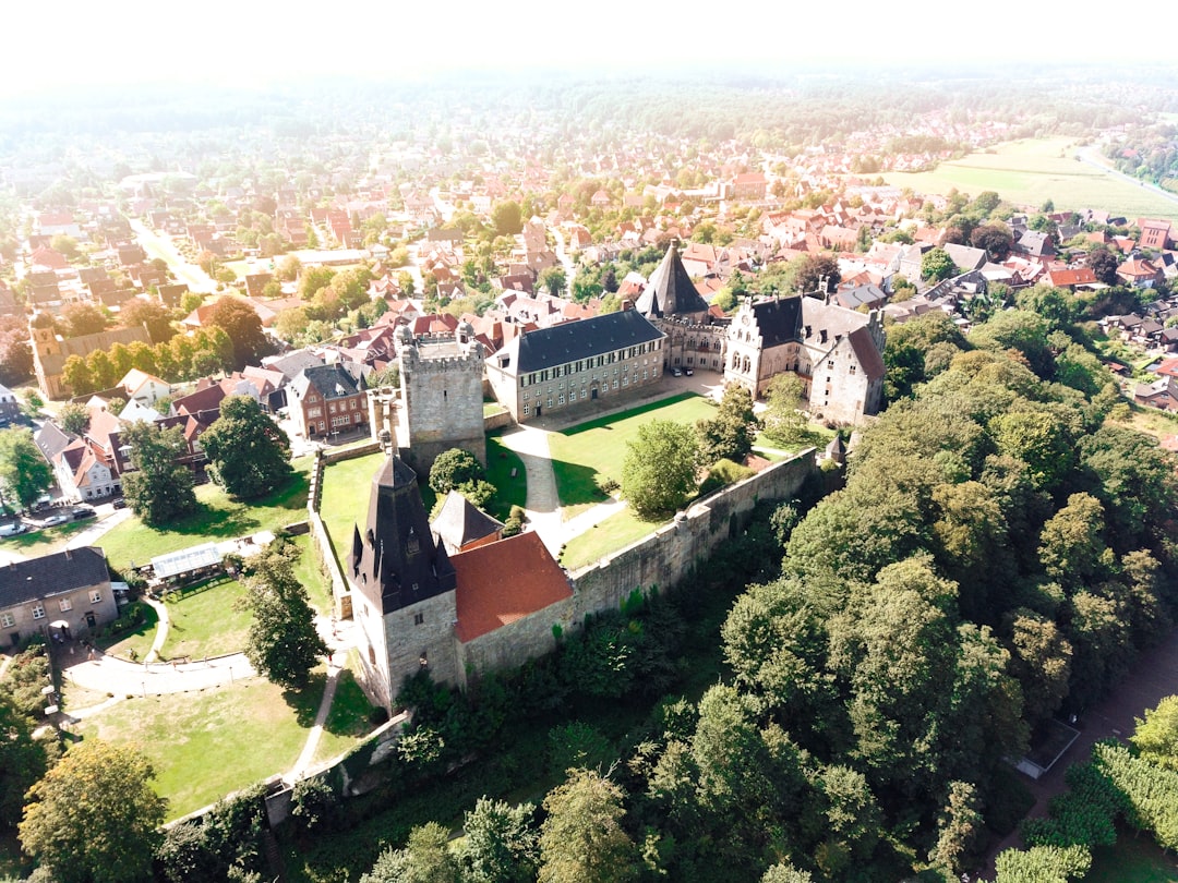 Château de Hohenzollern : un voyage entre histoire et beauté - Hechingen | Secret World Trip Planner