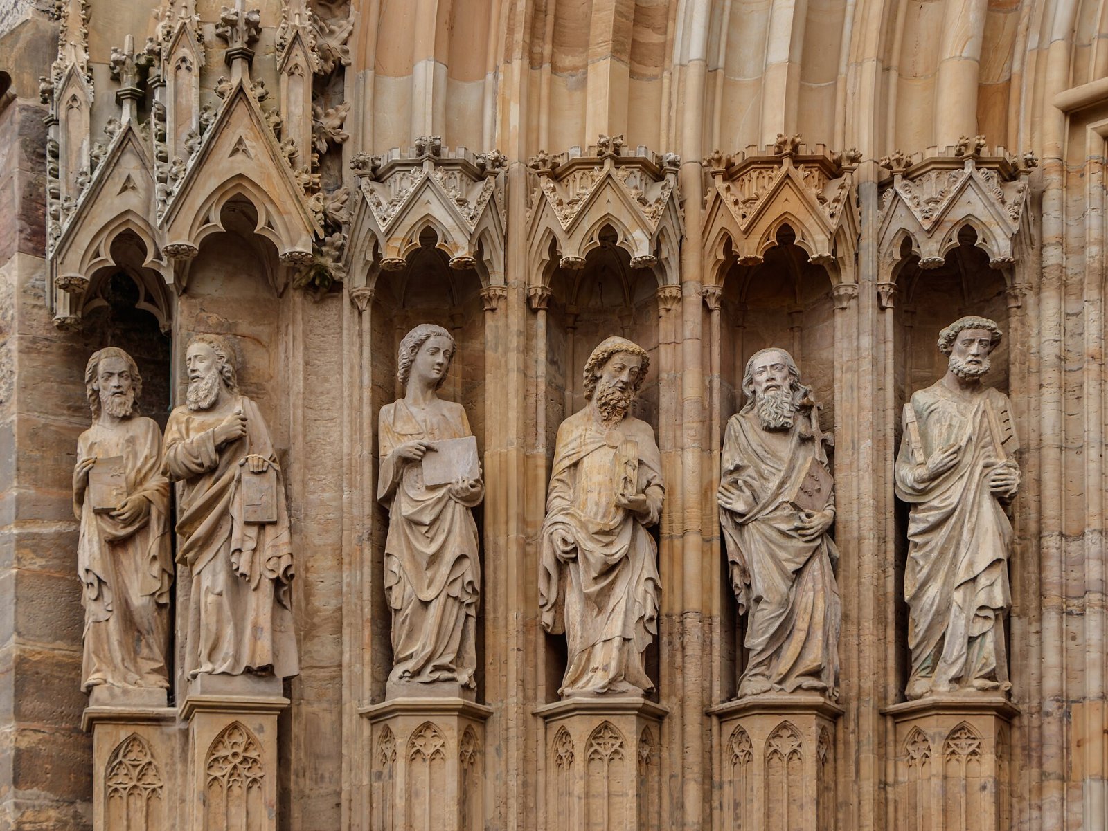 Esplorando la Cattedrale di Erfurt: un gioiello della Thuringia - Erfurt | Secret World Trip Planner