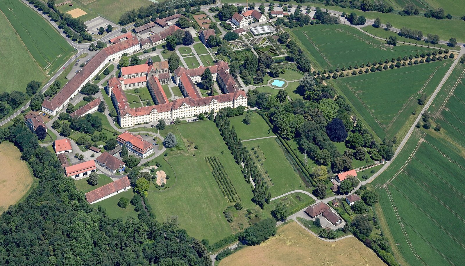 Entdecken Sie die Magie der Abtei Salem in Deutschland - Salem | Secret World Trip Planner