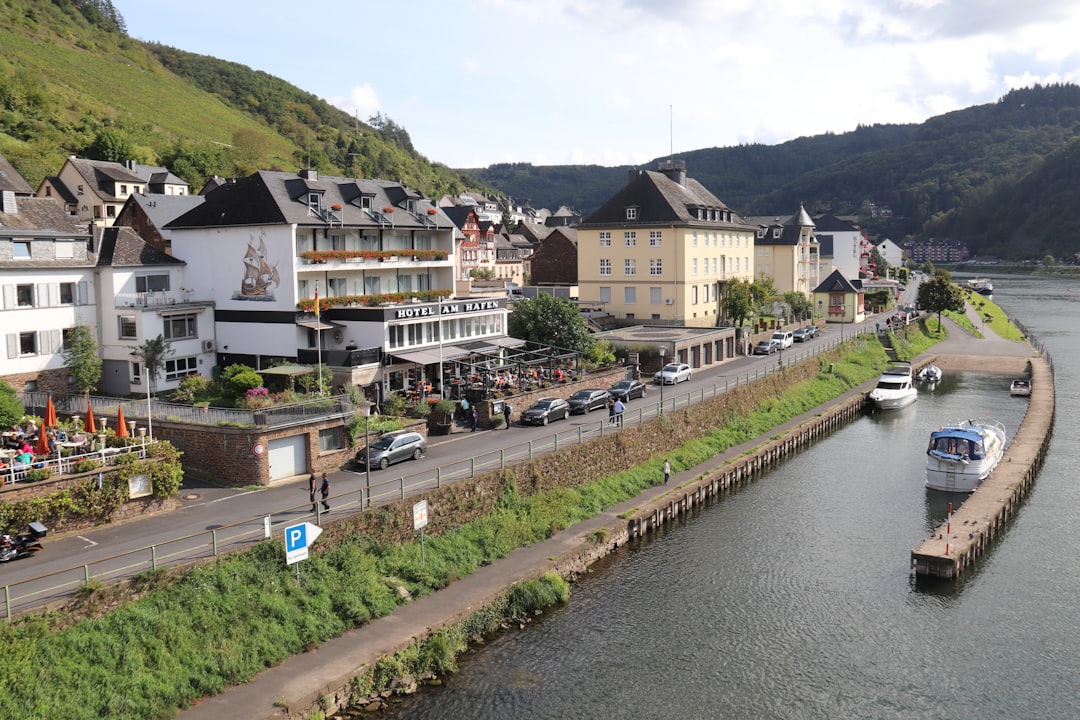 Explorando o Castelo de Cochem: História e Beleza - Cochem | Secret World Trip Planner