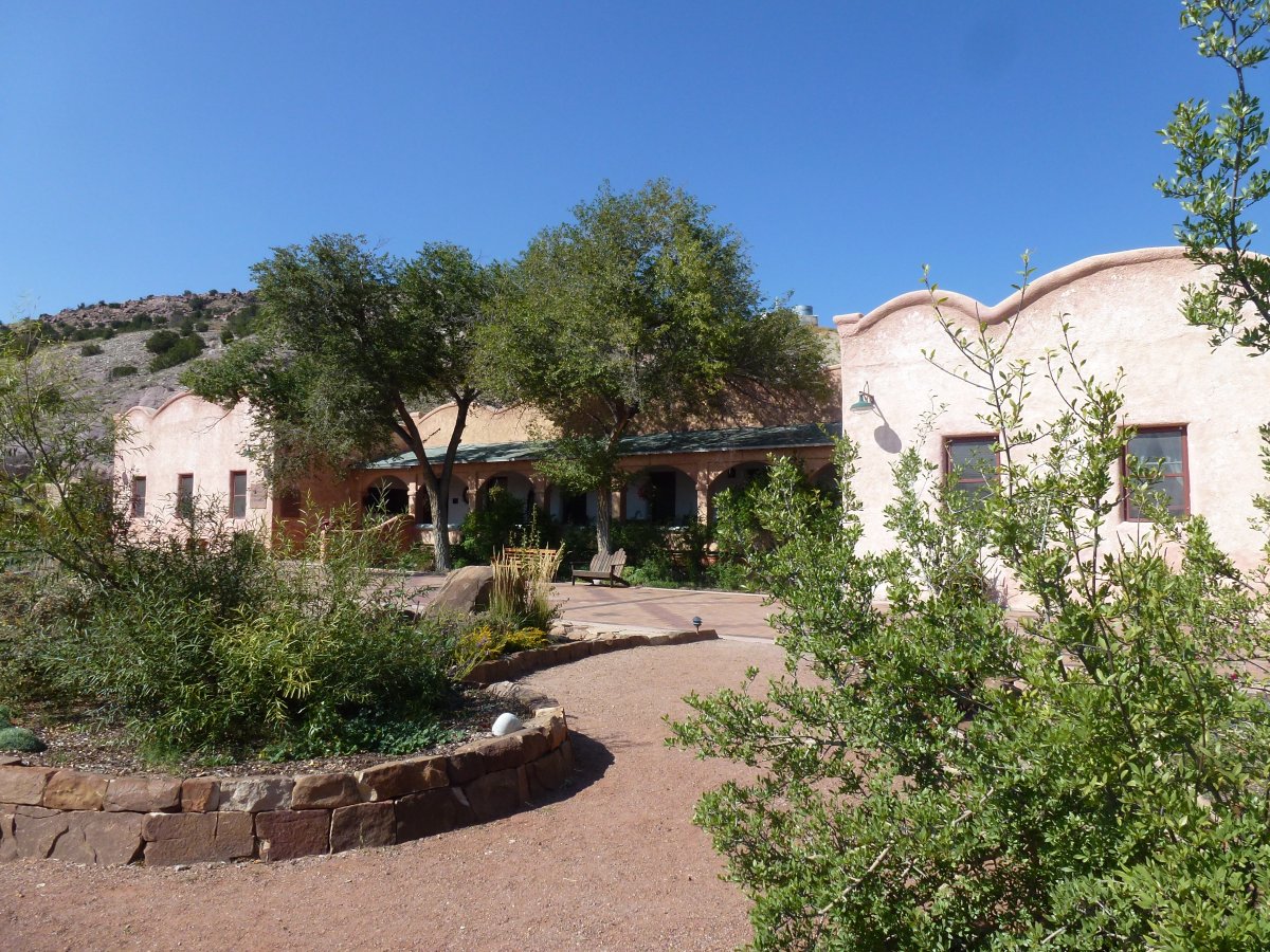 Ojo Caliente:新墨西哥沙漠中的天堂角落 - Ojo Caliente | Secret World Trip Planner
