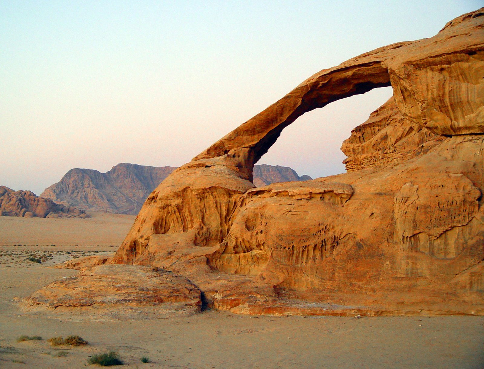 Descubre Kharaz: una joya escondida en Jordania - RF53+CM Al-Quwayrah | Secret World Trip Planner