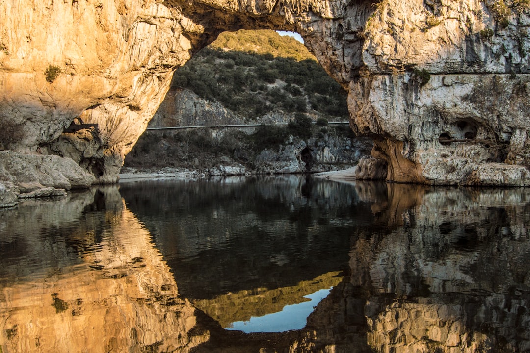 Gorges de l'Ardèche: o Grand Canyon da Europa - Salavas | Secret World Trip Planner