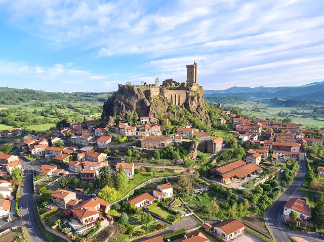 Descubra o Château de Polignac em Le Puy-en-Velay - Polignac | Secret World Trip Planner