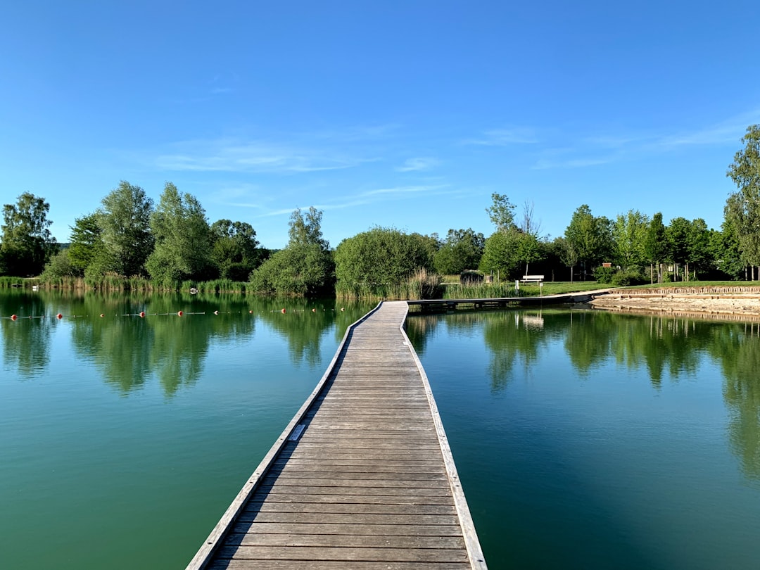 Lac de l'Essonne: A Nature Retreat in Corbeil-Essonnes - Corbeil-Essonnes | Secret World Trip Planner