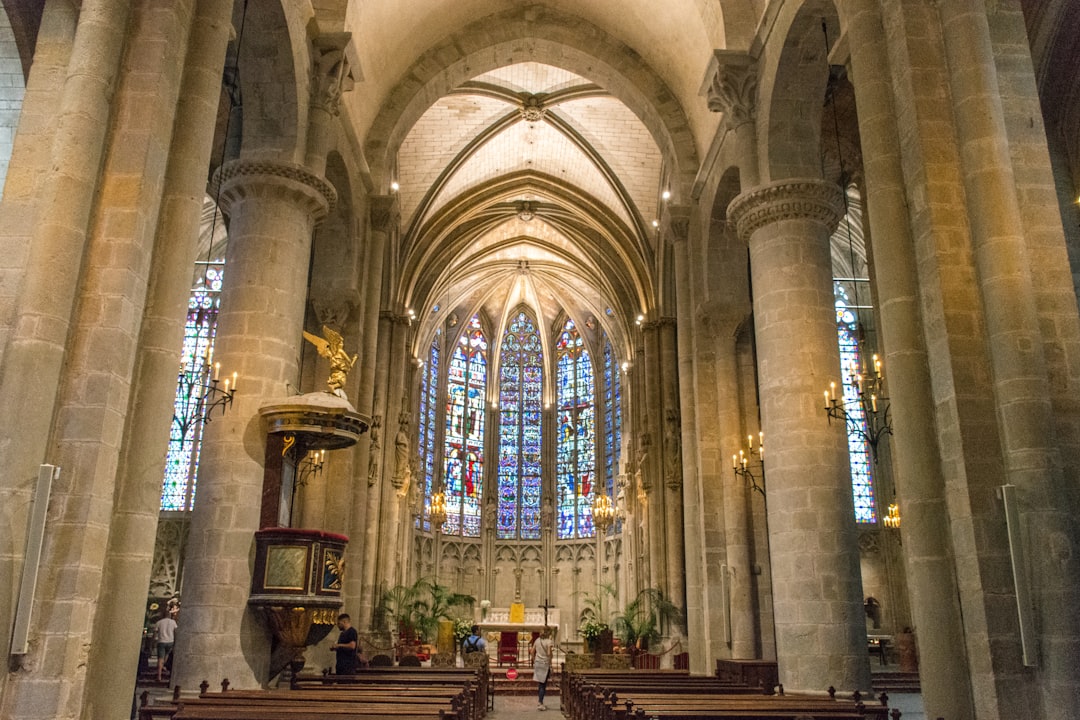 Découvrir la Cathédrale Saint-Julien du Mans : un trésor culturel - Le Mans | Secret World Trip Planner