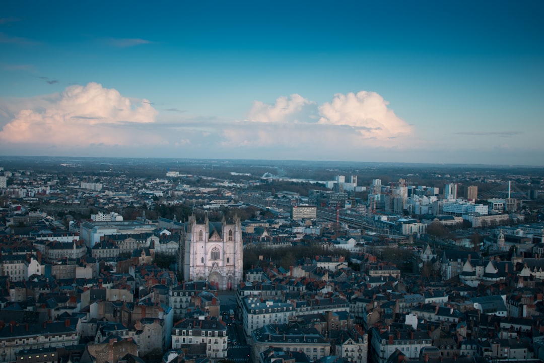 Descubra a Cathédrale Saint-Pierre de Nantes: um tesouro cultural - Fontguenand | Secret World Trip Planner