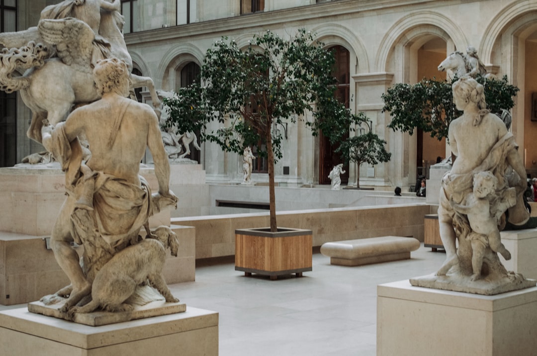 Scoprire il Musée du Louvre: un viaggio nell'arte e nella storia - Paris | Secret World Trip Planner