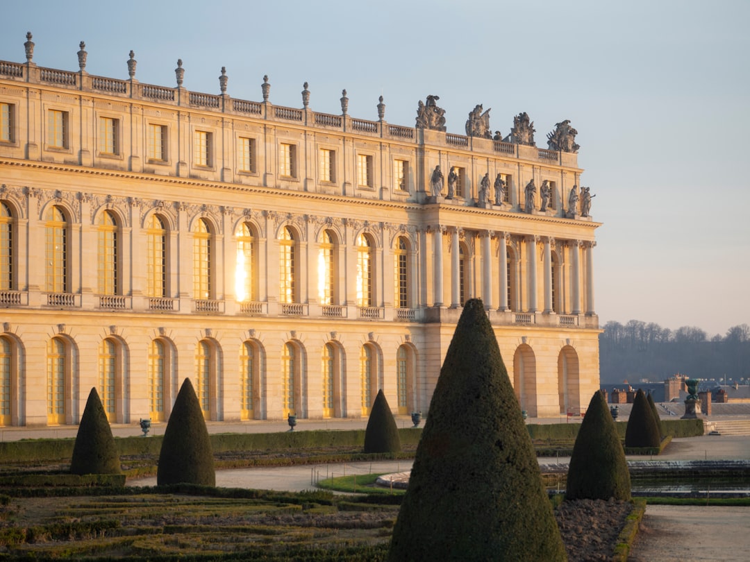 Discover the Palace of Versailles: Timeless History and Beauty - Versailles | Secret World Trip Planner