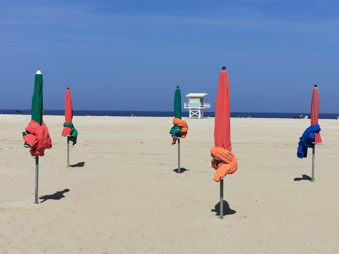 Playa de Deauville: Un rincón de paraíso en Normandía - Deauville | Secret World Trip Planner
