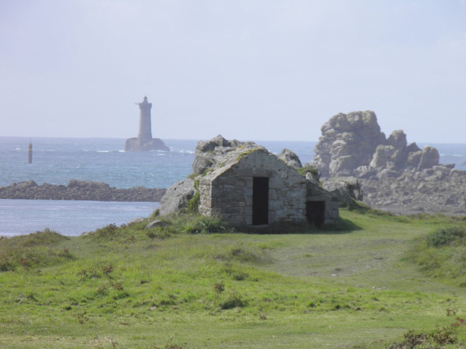 Откройте для себя маяк Phare du Four в Порсподере, Бретань - La Porte-du-Der | Secret World Trip Planner