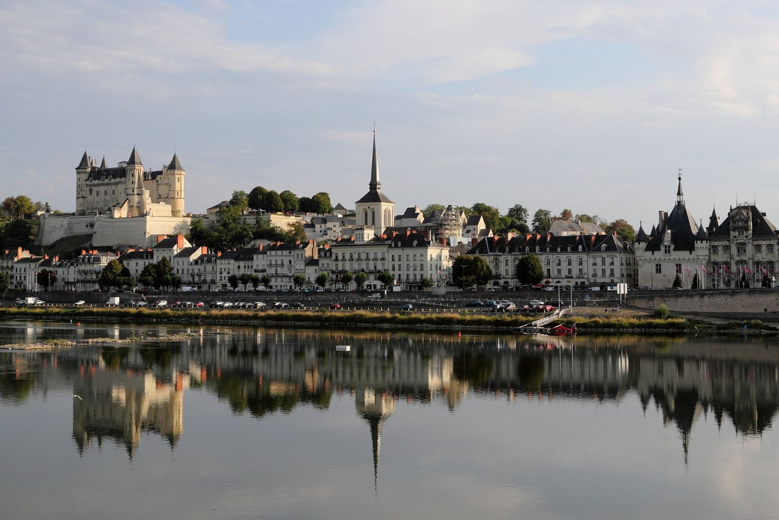Découvrez le charme du Château de Saumur en France - Chouzé-sur-Loire | Secret World Trip Planner