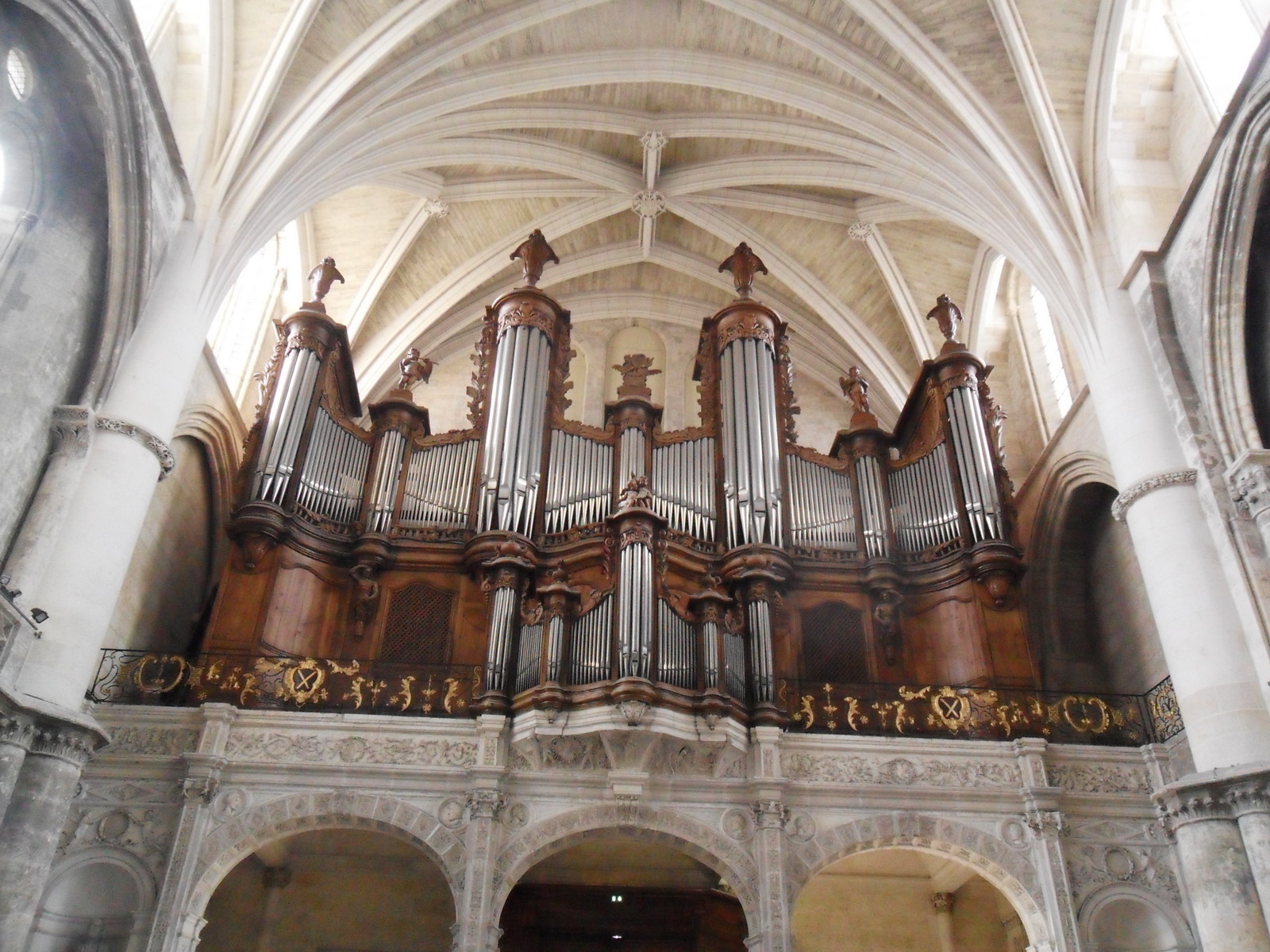 Scopri la Cathédrale Saint-André di Bordeaux: un gioiello neoclassico - Saint-Germain-et-Mons | Secret World Trip Planner