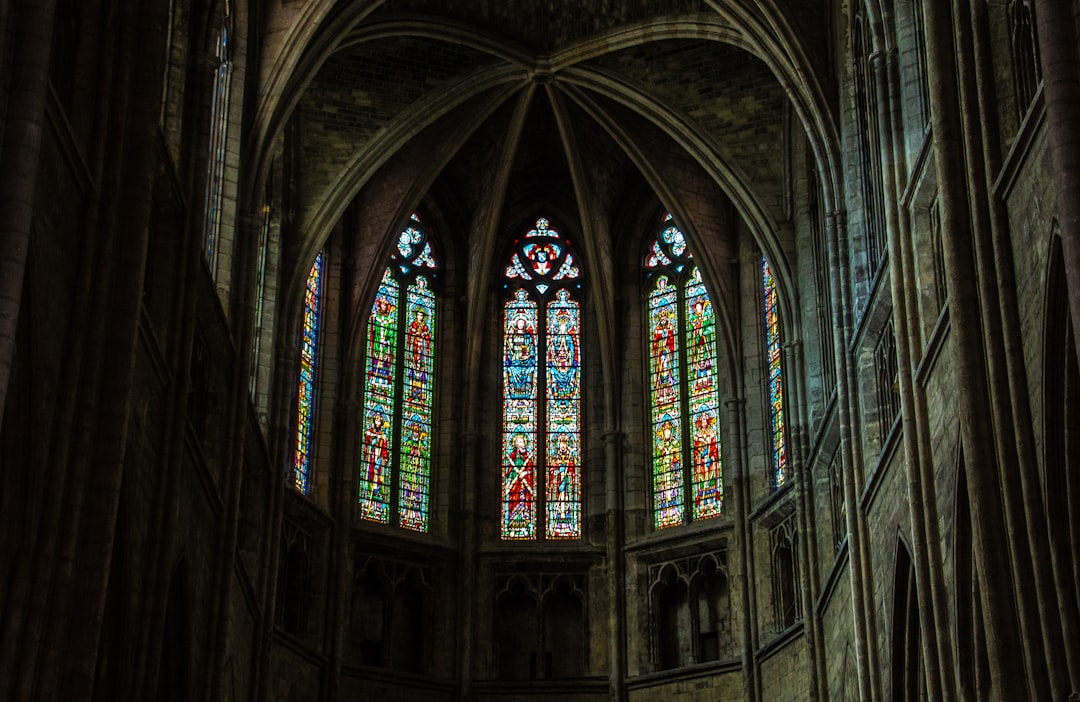 Discover the Cathédrale Saint-André in Bordeaux: a neoclassical gem - Saint-Germain-et-Mons | Secret World Trip Planner