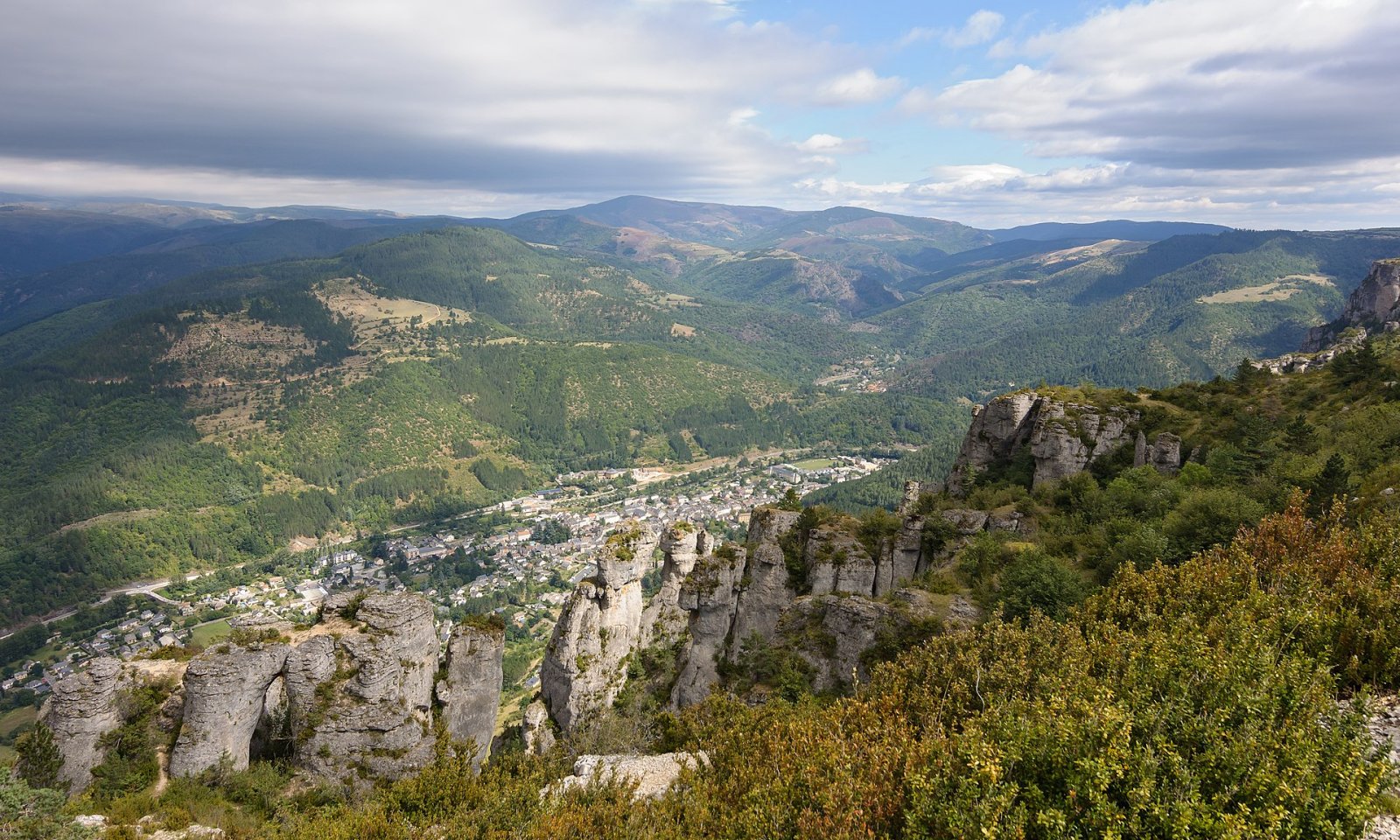Causse Méjean: Um Paraíso Natural na Occitânia - Gorges du Tarn Causses | Secret World Trip Planner