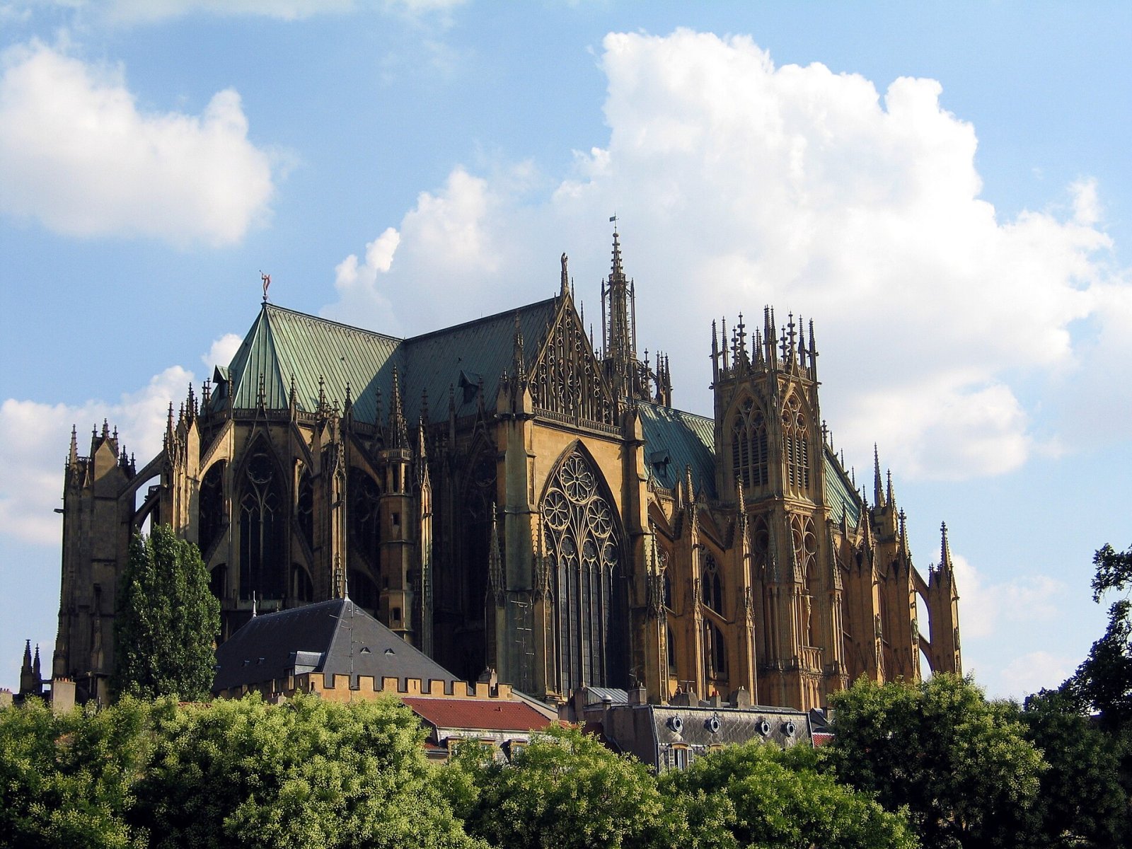 Visit the Cathédrale de Metz: A Masterpiece of History and Art - Metz | Secret World Trip Planner