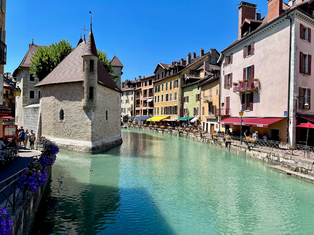 Scopri la Vieille Ville d'Annecy: storia e bellezze nascoste - Annecy | Secret World Trip Planner