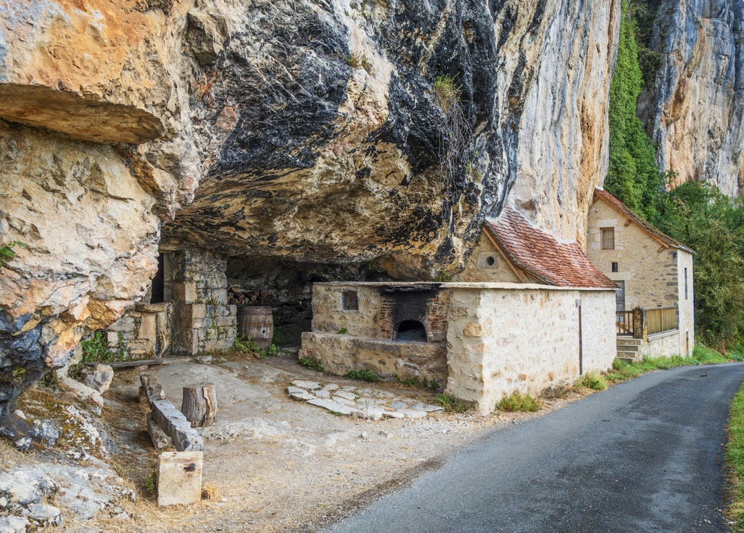 Discover the Grotte des Combarelles: a Journey into Prehistory - Les Eyzies | Secret World Trip Planner