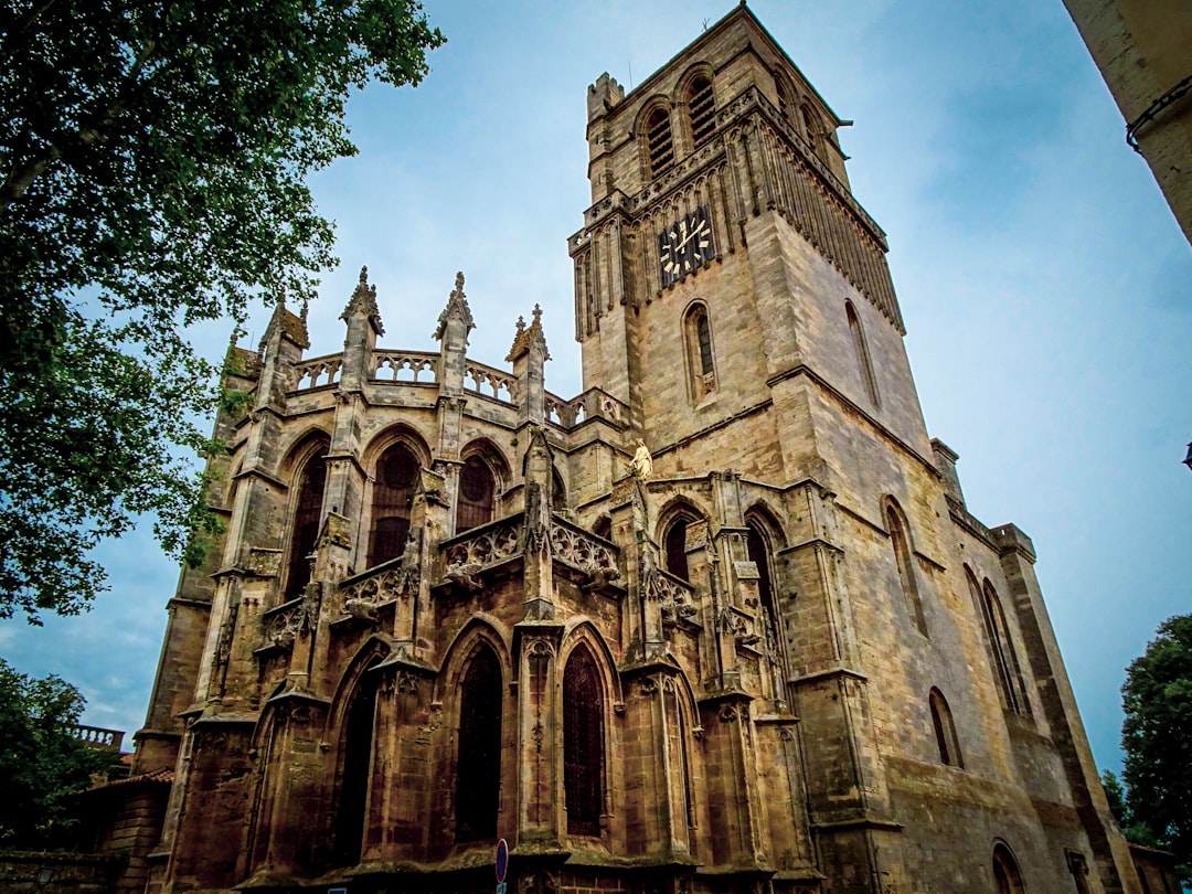 Découvrez la Cathédrale Saint-Nazaire à Béziers : un bijou d'Occitanie - Béziers | Secret World Trip Planner