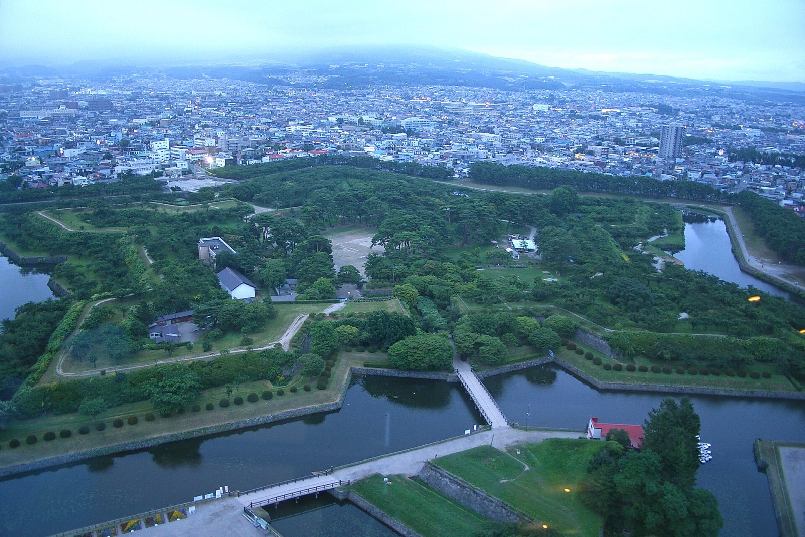 Узнайте о Форт Гориокаку: История и Красоты Хакодате - Hakodate | Secret World Trip Planner
