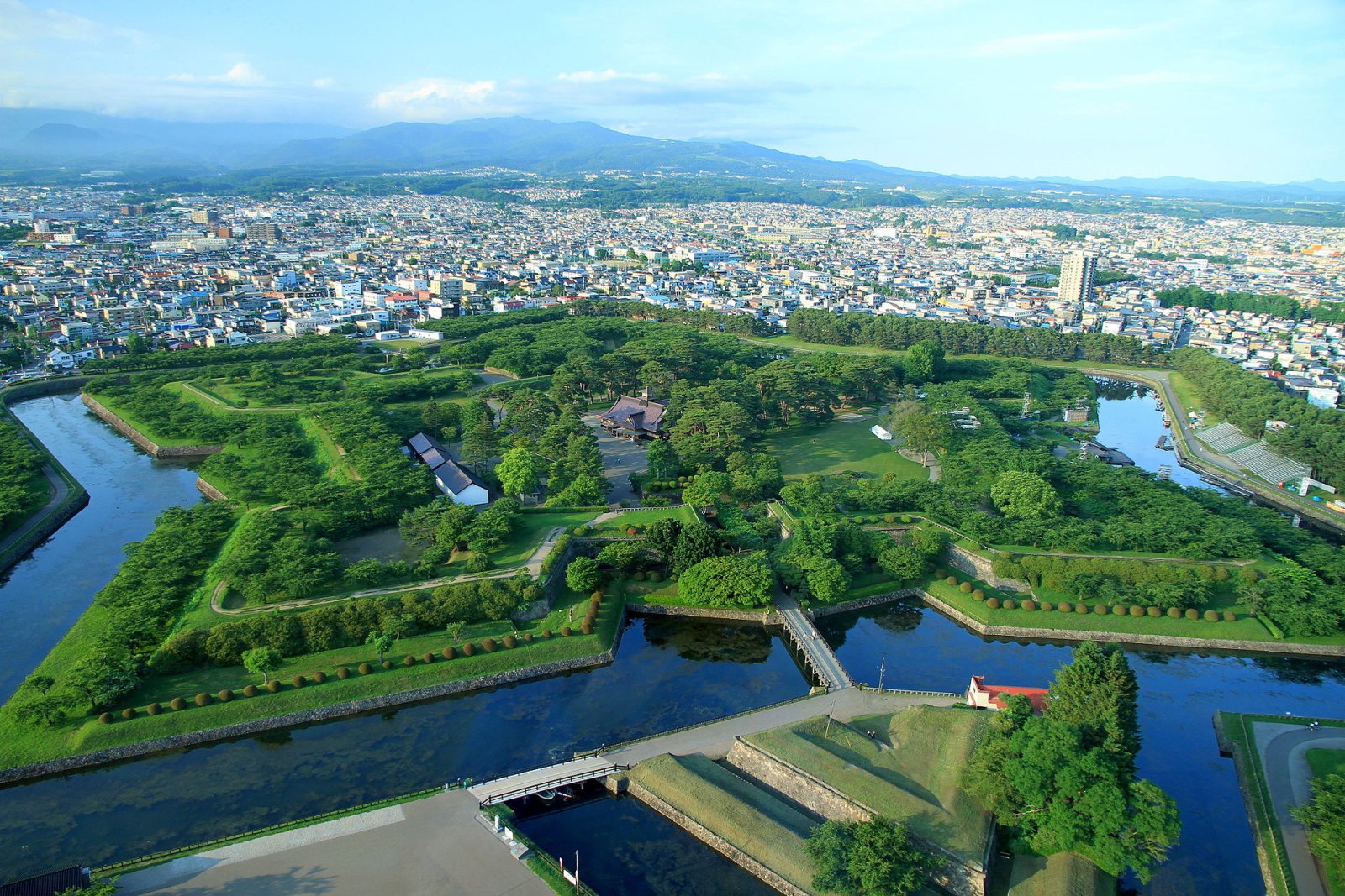 五稜郭を発見：函館の歴史と美しさ - Hakodate | Secret World Trip Planner