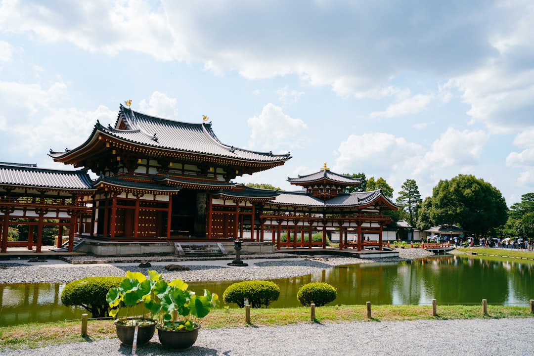 À la découverte du temple Byodo-in à Uji, Japon - Uji | Secret World Trip Planner