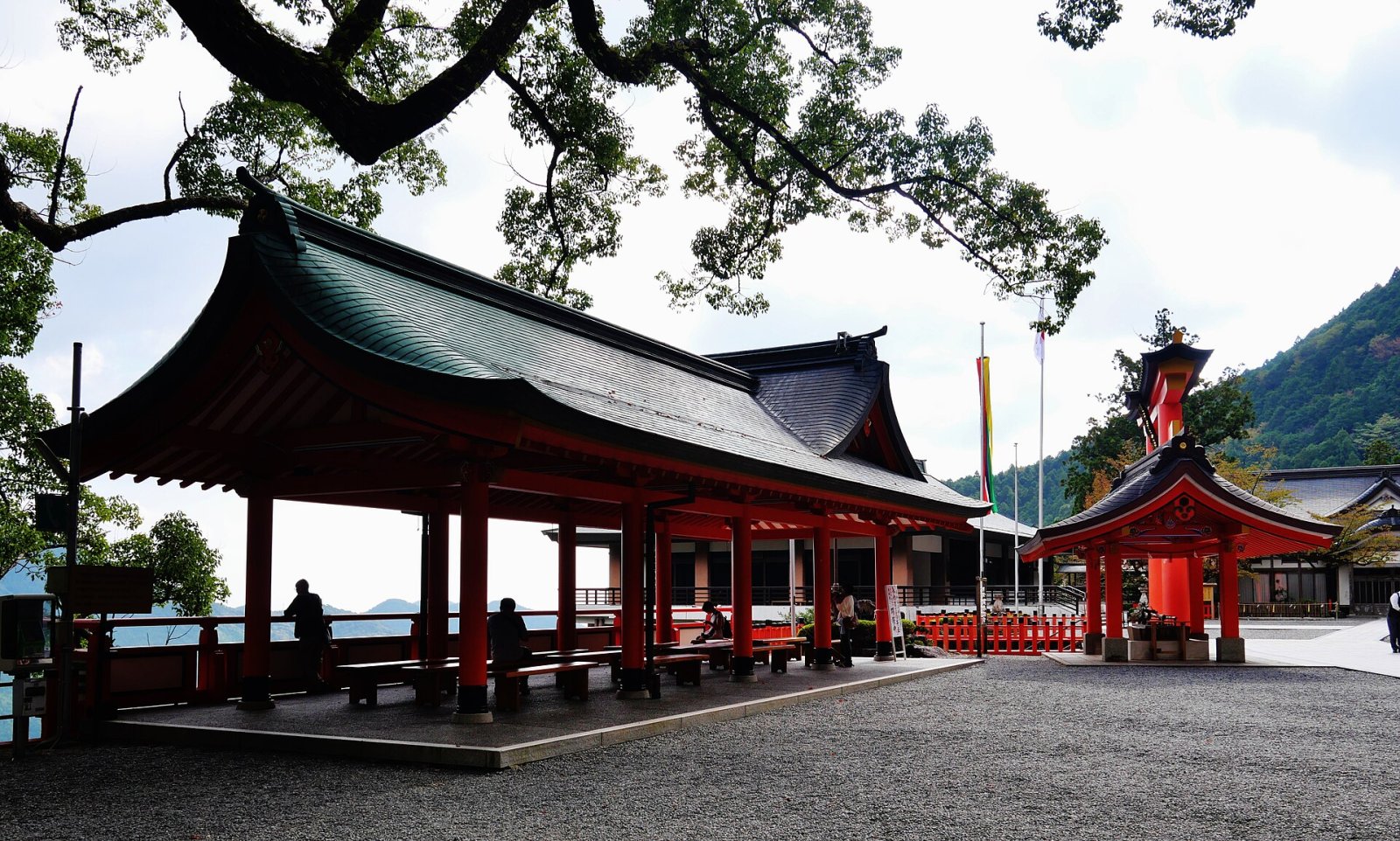 Entdecken Sie Kumano Nachi Taisha: ein kultureller Schatz Japans - Nachikatsuura | Secret World Trip Planner