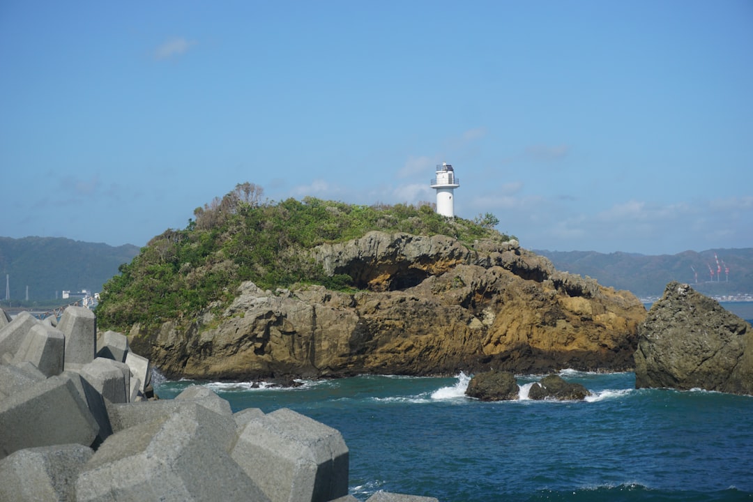 Откройте для себя маяк Cape Ashizuri: драгоценность Японии - Tosashimizu | Secret World Trip Planner
