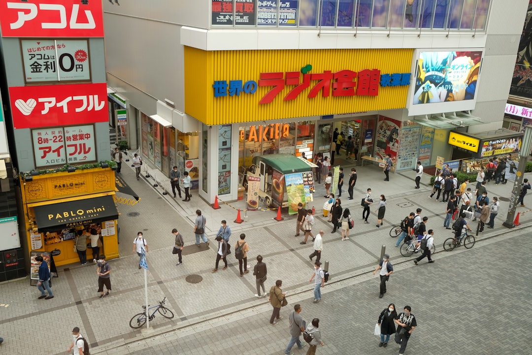 Descubre Akihabara: el corazón palpitante de la cultura otaku en Tokio - Taito City | Secret World Trip Planner