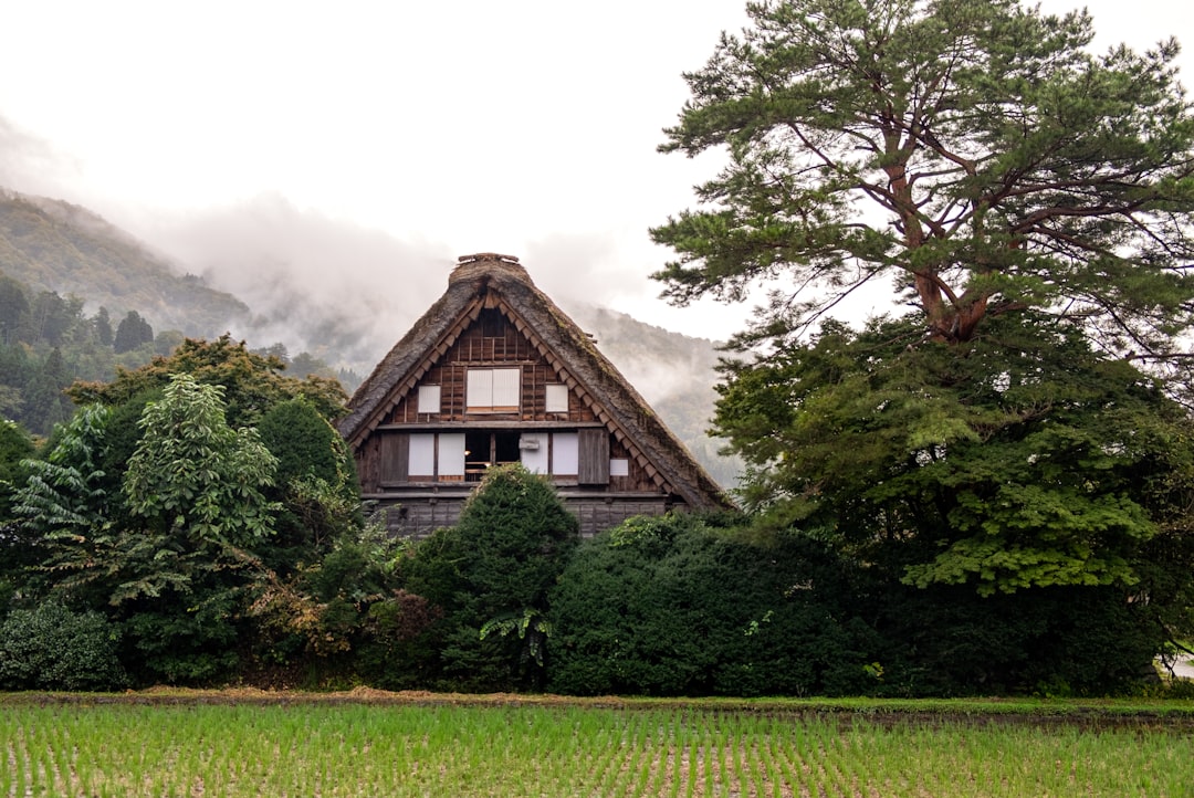 白川郷を発見：日本の心にある歴史的宝石 - Shirakawa | Secret World Trip Planner