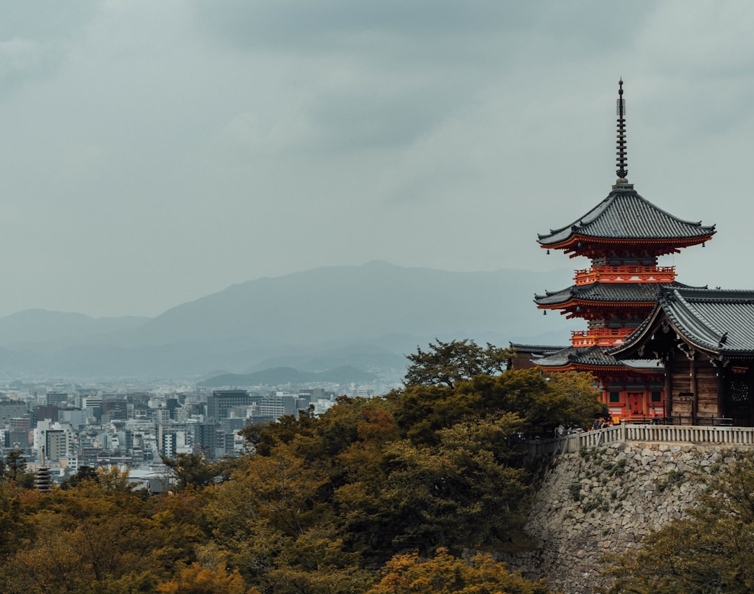 Kiyomizu-dera : Le Temple de l'Eau Pure à Kyoto - Kyoto | Secret World Trip Planner