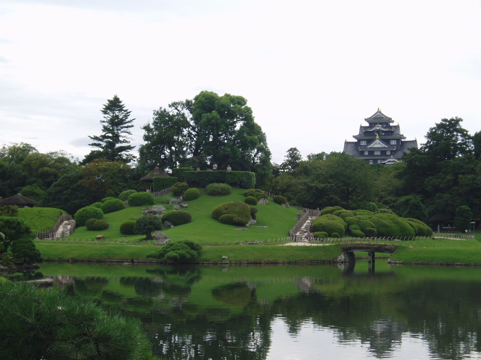 Descubra o Jardim Kōrakuen em Okayama: um pedaço de natureza no Japão - Okayama | Secret World Trip Planner