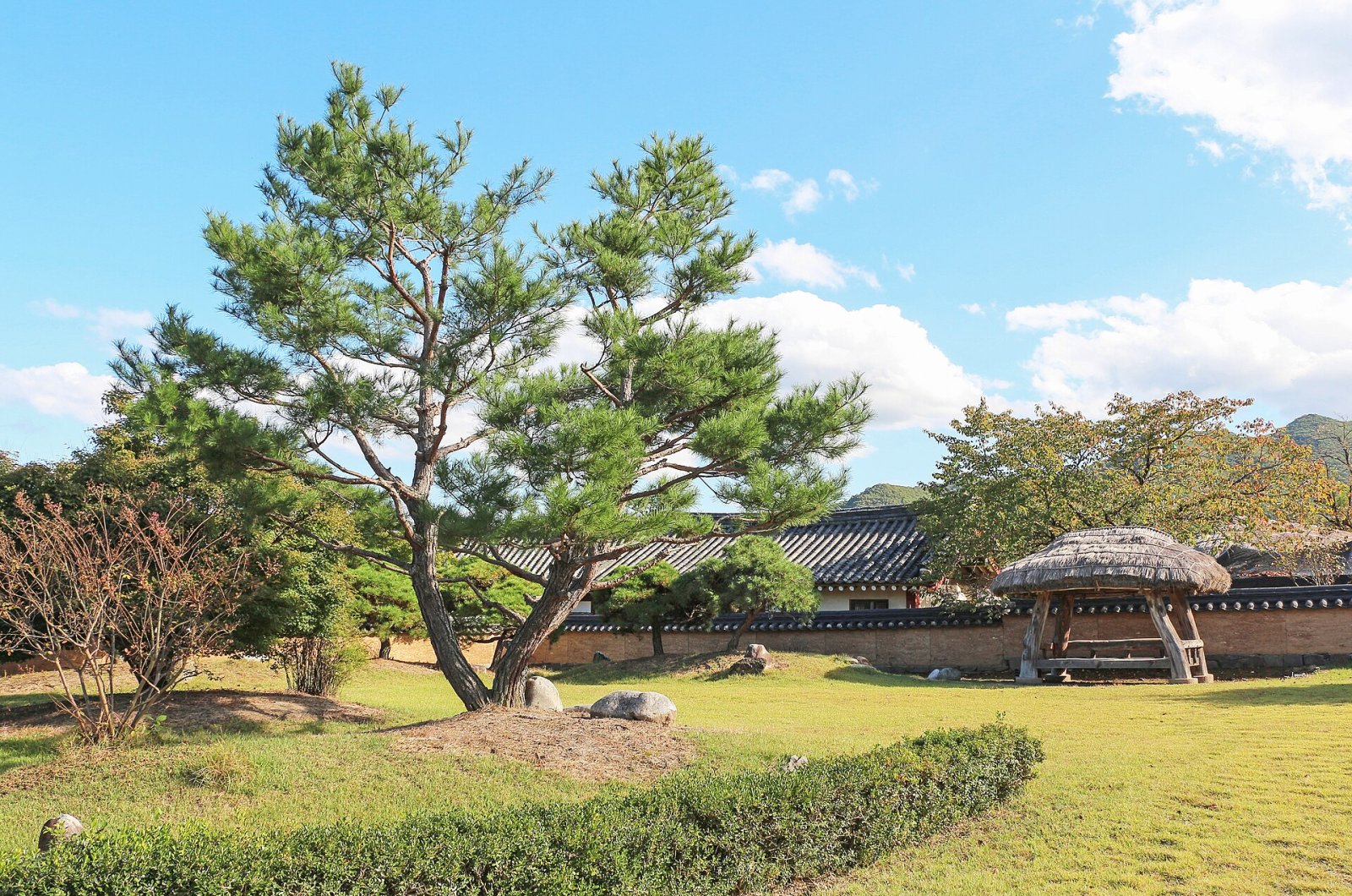 Entdecken Sie das Hahoe Folk Village: ein kulturelles Juwel in Südkorea - Andong | Secret World Trip Planner