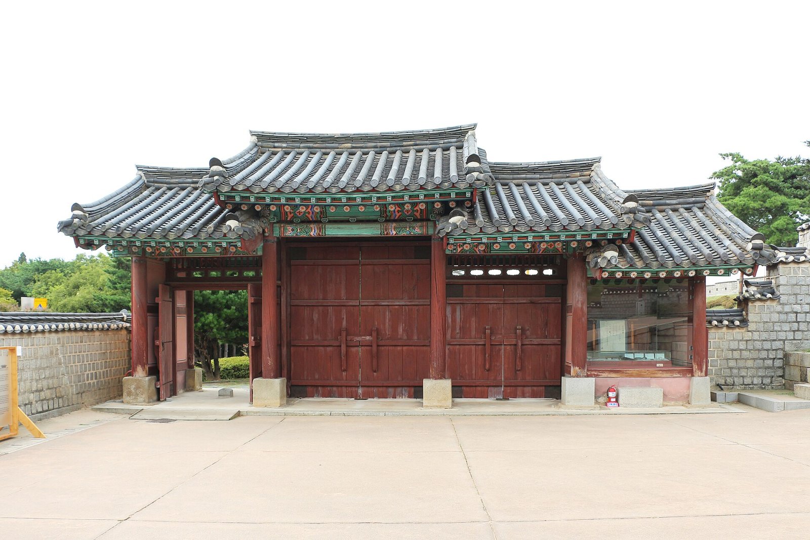 Descubre la Fortaleza Hwaseong de Suwon: Un Patrimonio Mundial - Suwon | Secret World Trip Planner