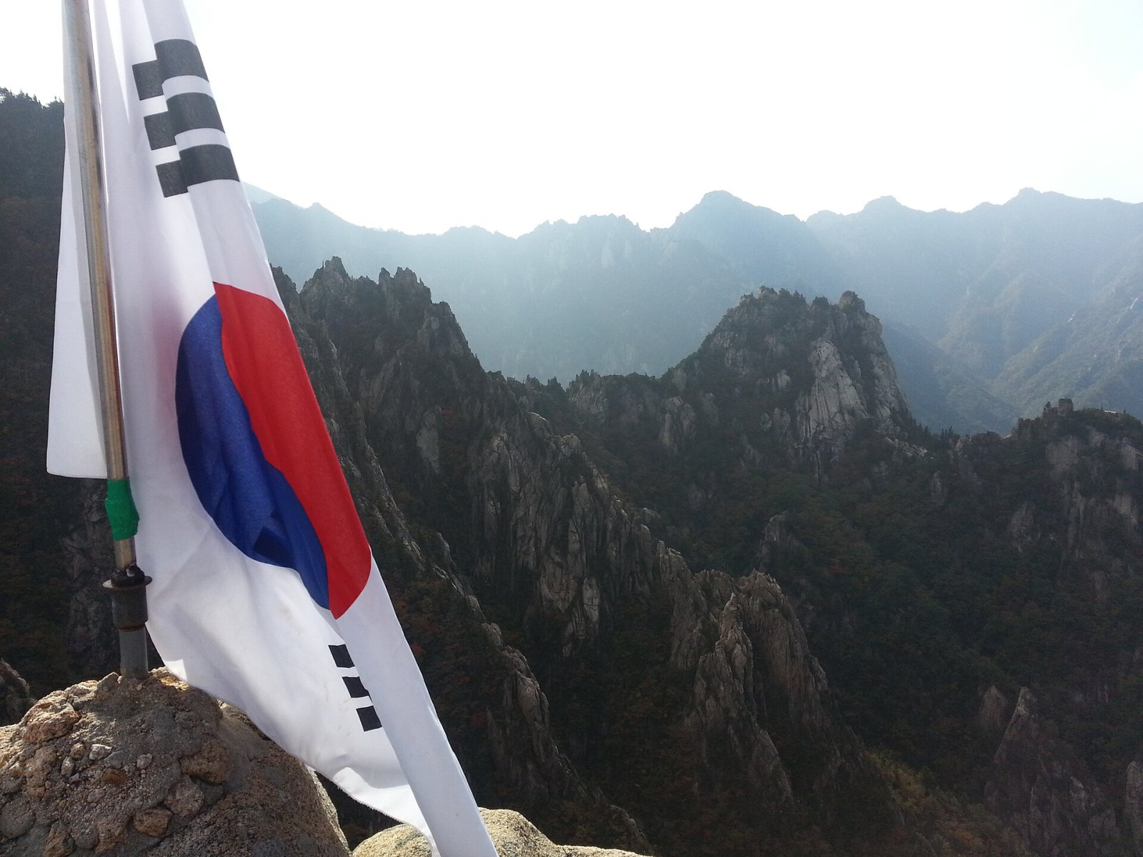 Parque Nacional de Seoraksan: un paraíso natural en Corea del Sur - 강원 속초시 설악동 | Secret World Trip Planner
