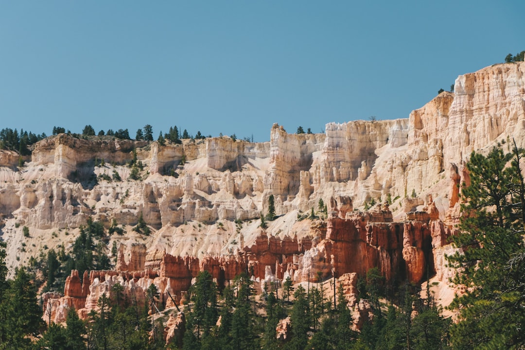 Descubre el Parque Nacional Bryce Canyon: Una joya de Utah - Lüliang | Secret World Trip Planner