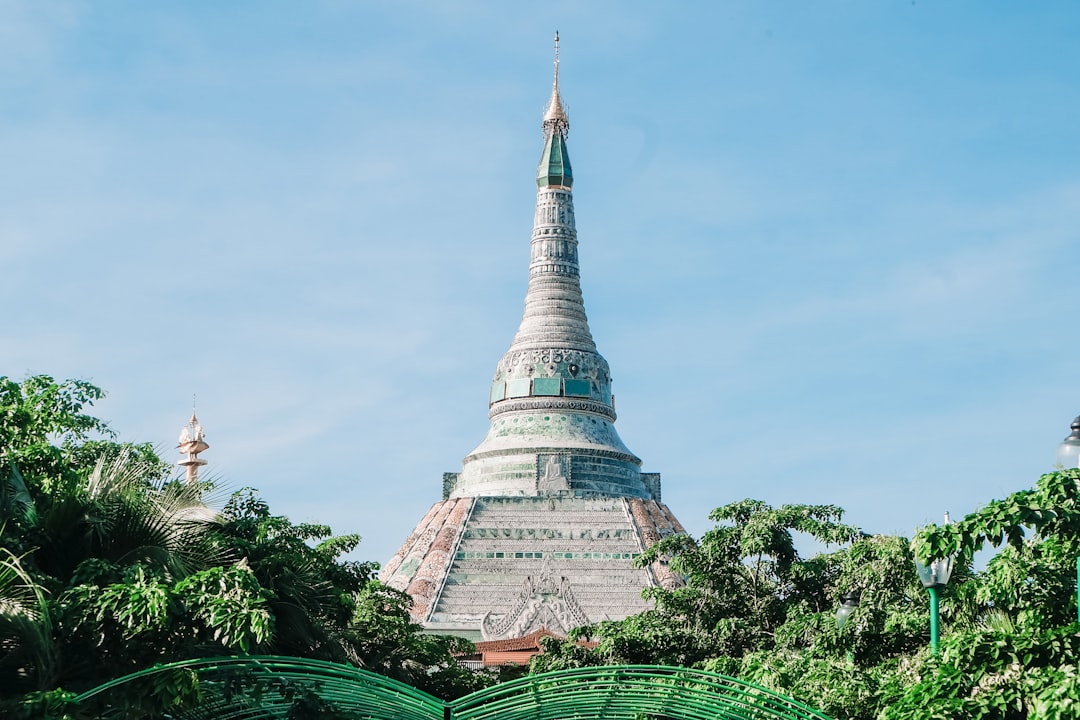 Découvrez Peace Villa : un coin de sérénité au Myanmar - Meiktila | Secret World Trip Planner