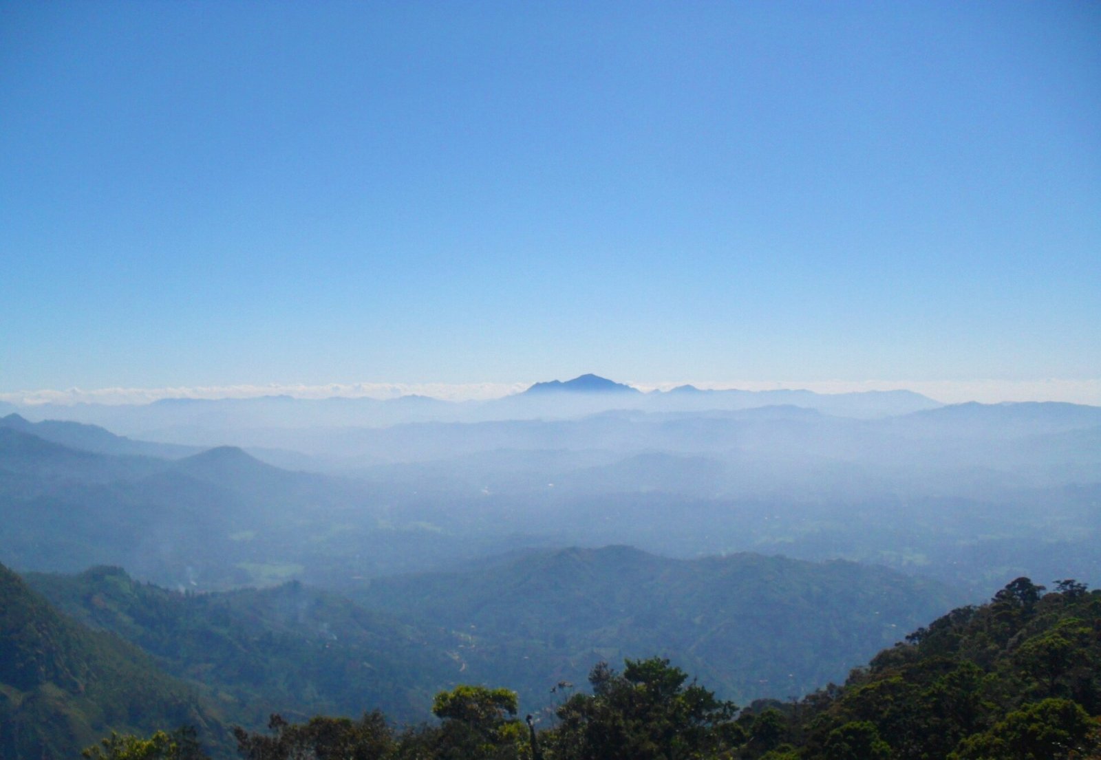 Moon Plains: A Green Paradise in Nuwara Eliya - Nuwara Eliya | Secret World Trip Planner