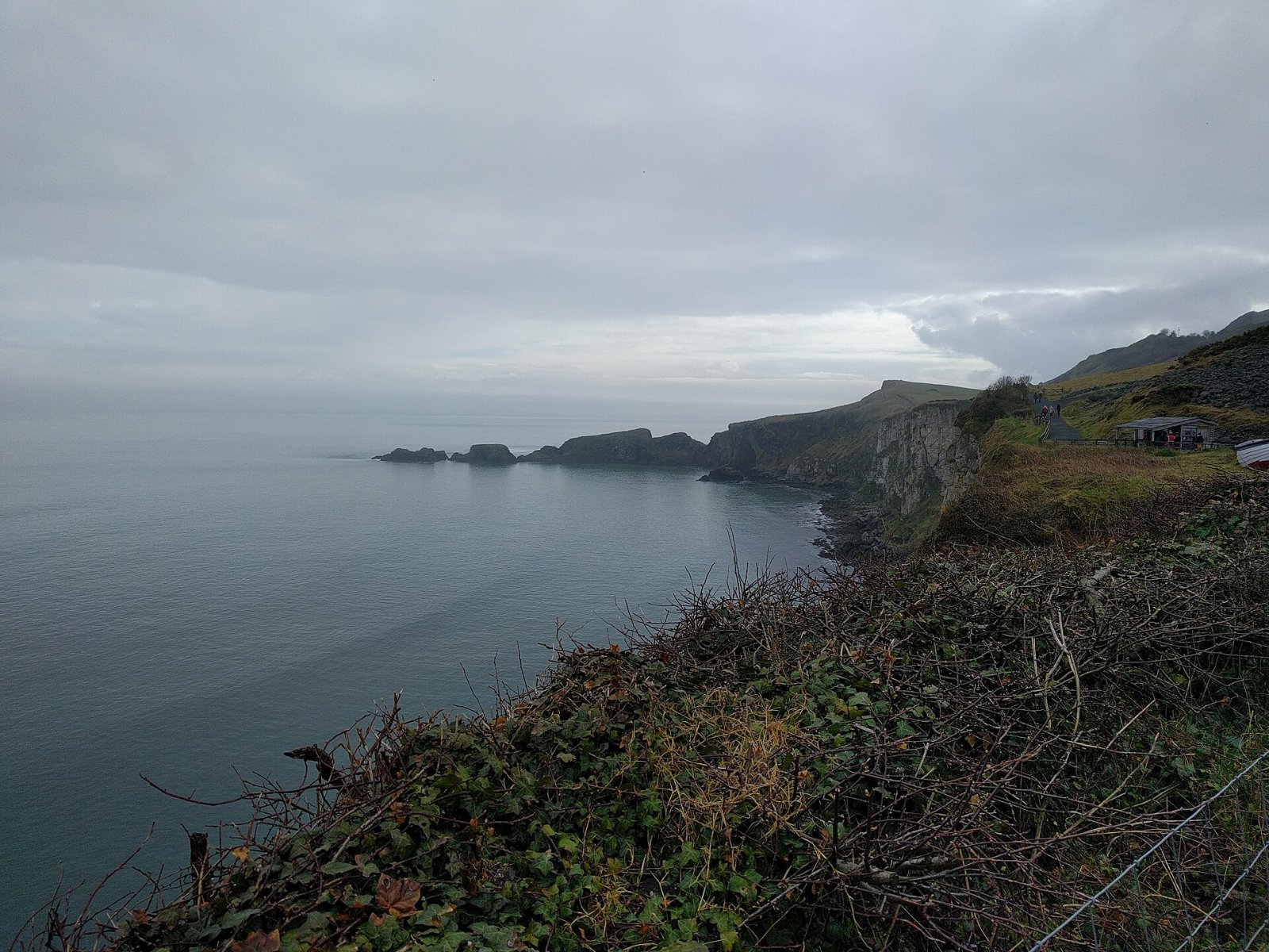 Carrick-a-Rede Rope Bridge: 아일랜드 북부의 모험 | Secret World Trip Planner