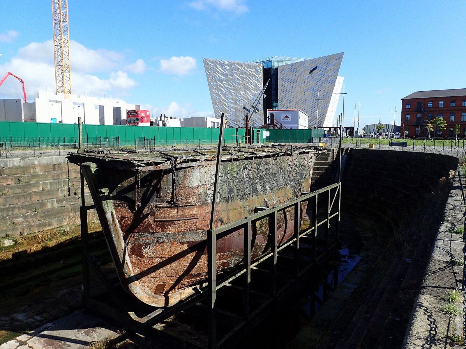 Explora el Museo del Titanic de Belfast: un viaje a la historia | Secret World Trip Planner