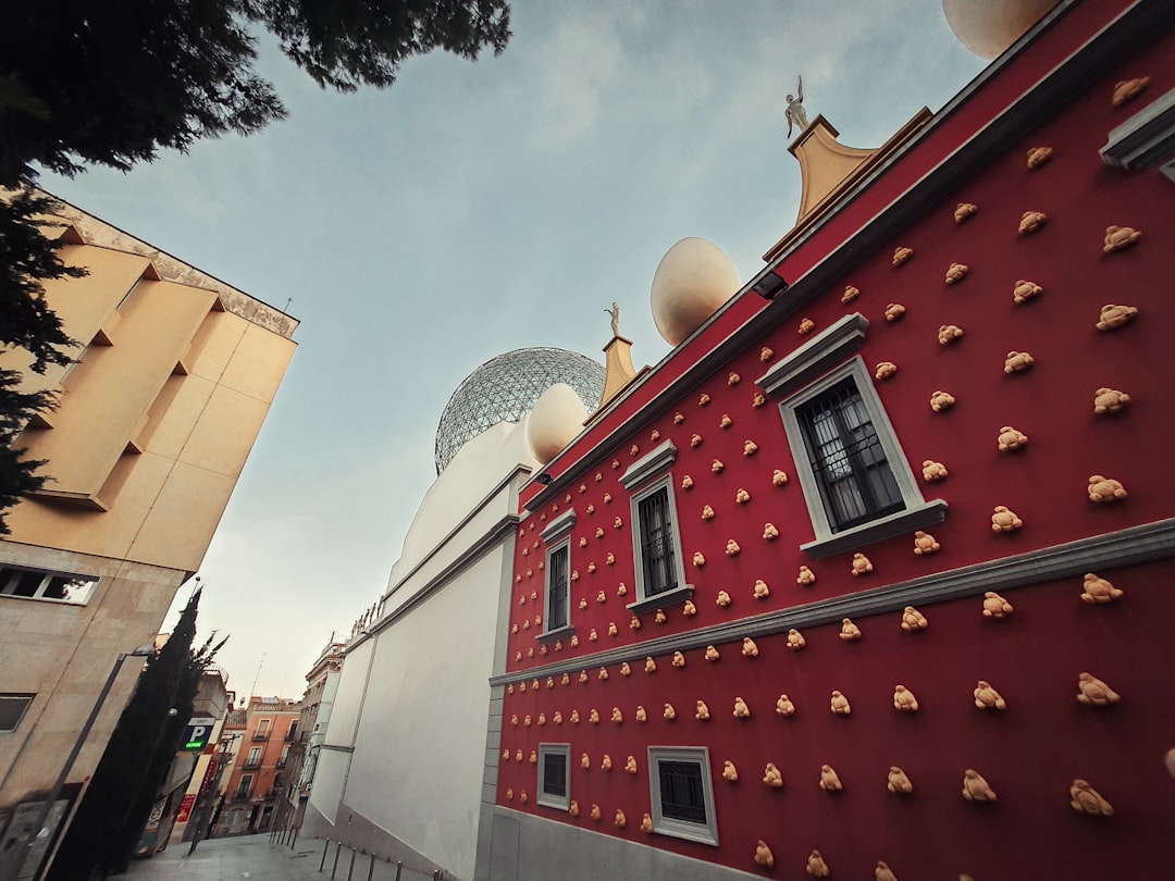 Découvrez le Théâtre-Musée Dalí à Figueres, un bijou de Catalogne - Figueres | Secret World Trip Planner