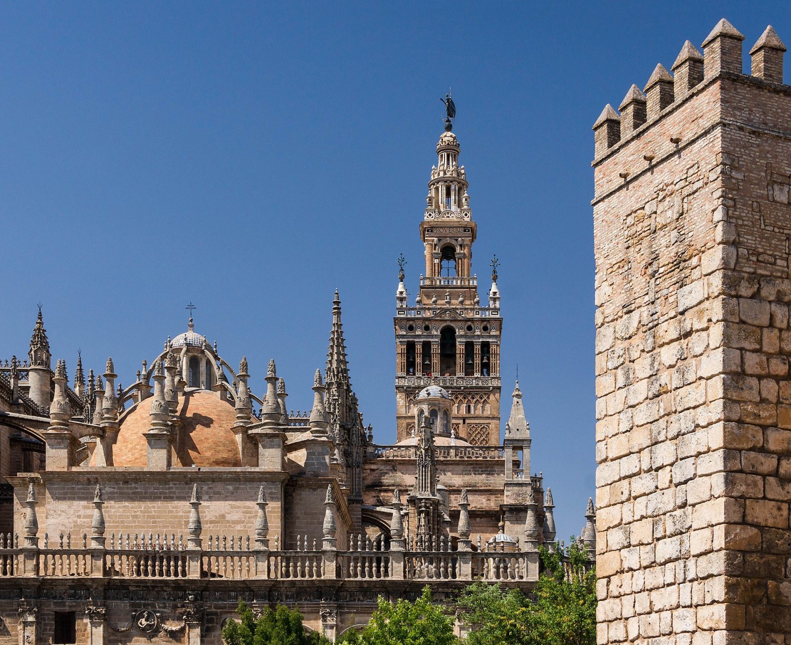 Die Giralda von Sevilla: Ein Symbol für Geschichte und Kultur | Secret World Trip Planner